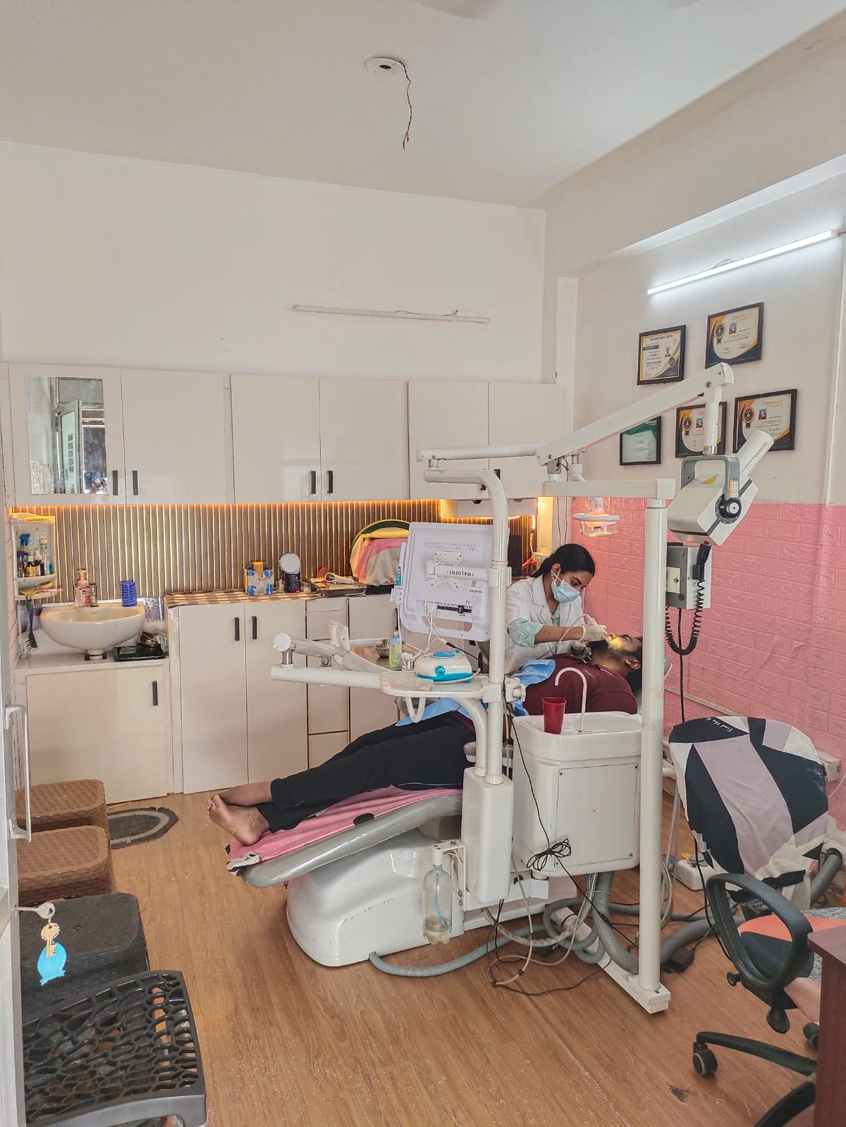 V Smile Dental Clinic treatment room
